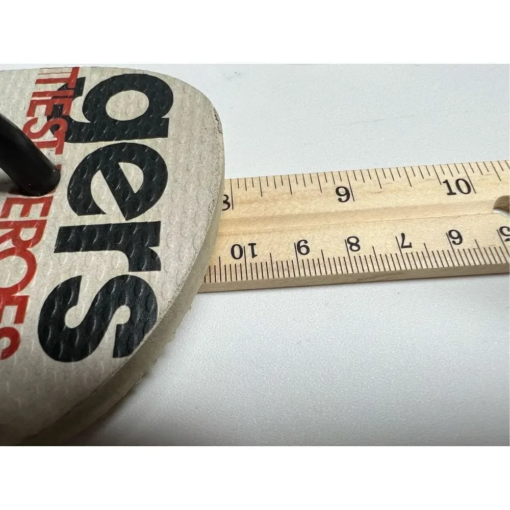 Havaianas Kids Top Marvel Classics Flip Flop Sandals - Beige - Size 4,5 Y